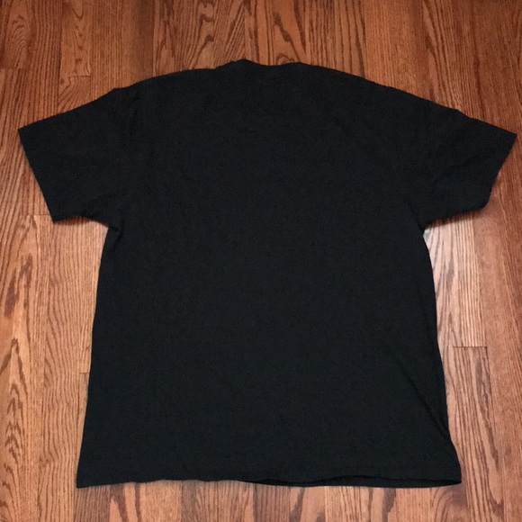 Disney Port & Co XL Mickey colorful repeat T shirt - Picture 3 of 12